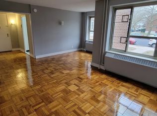 195-15 67th Ave #1F, Fresh Meadows, NY 11365