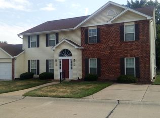 404 Cambridge Pl, Saint Peters, MO 63376