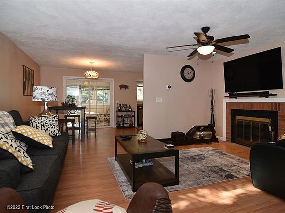 3rd image of 117 Wyndham Ave #47A