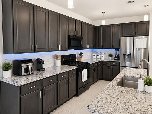 5th image of 2507 Yellow Buckeye Ct