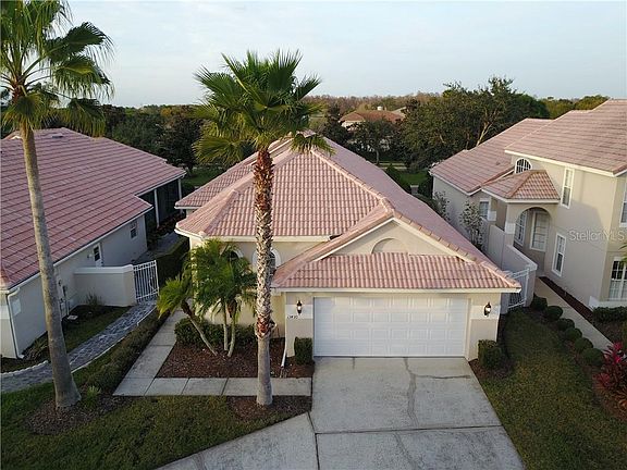 4th image of 13430 Lake Turnberry Cir