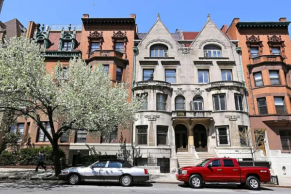 Rented by Corcoran | media 28