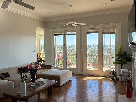 Main living room with view