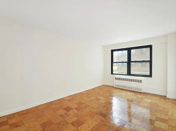 415 Grand Street image 1 of 6