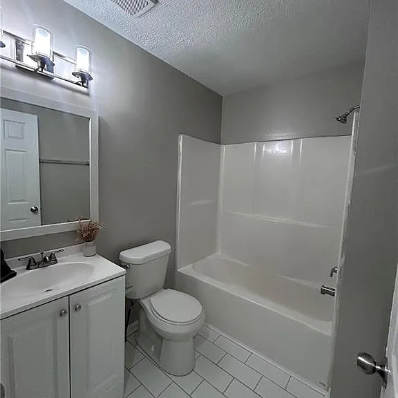 26 Herring St — Photo 9