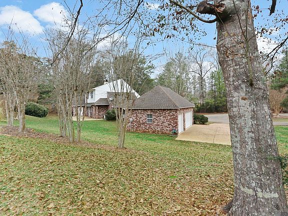 2nd image of 5923 Rosedown Pl