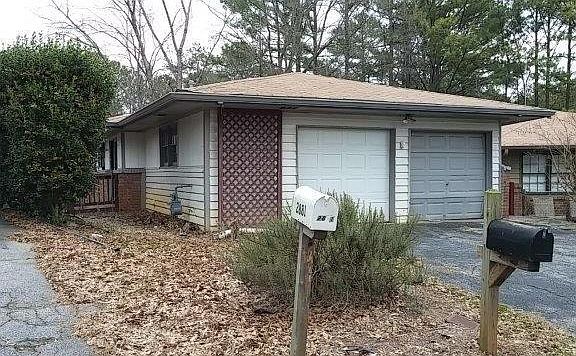 2nd image of 2883 Lakemont Pl SW