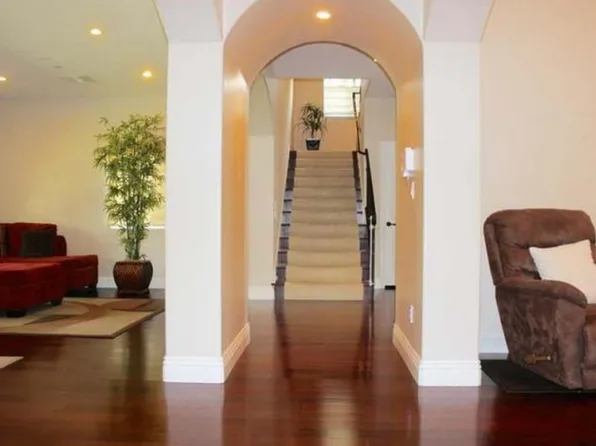 507 Grove Pl, Glendale, CA 91206