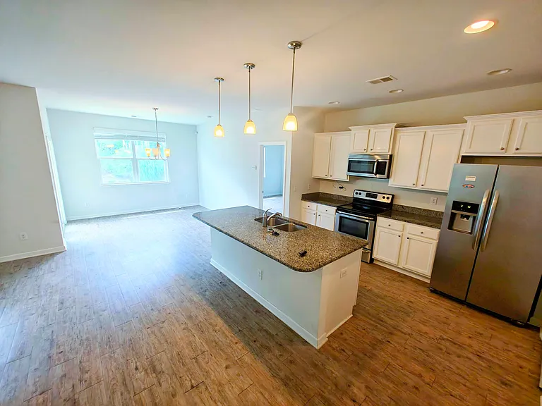 Kitchen and dining area