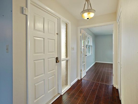 4th image of 35115 Redbud Ln