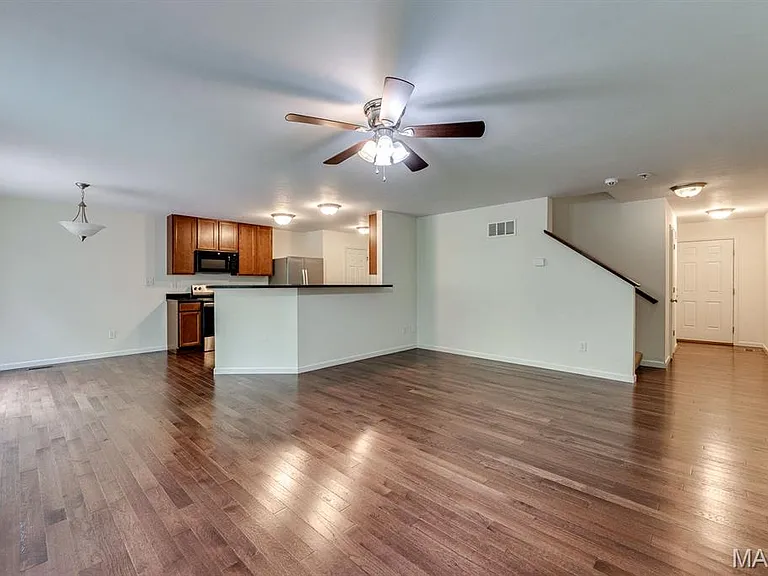 646 Fair Bluff Dr — Photo 3