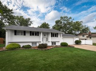 16400 Howe Rd, Strongsville, OH 44136