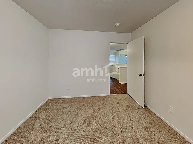 12810 W Roanoke Ave — Photo 14