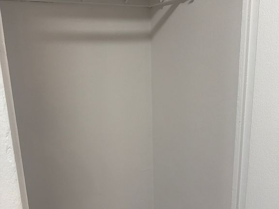 3rd image of 108 E 38th St APT 209