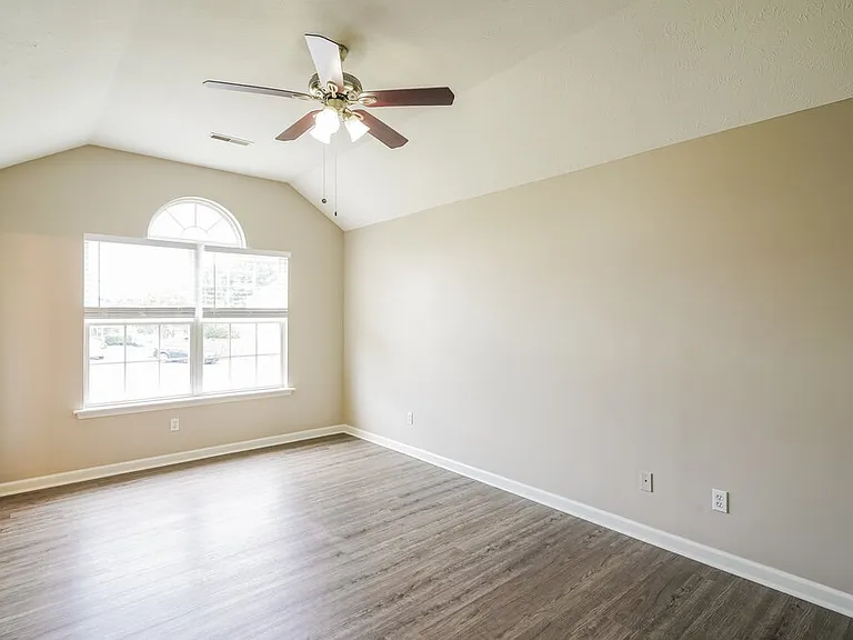 1313 E Nir Shreibman Blvd — Photo 10