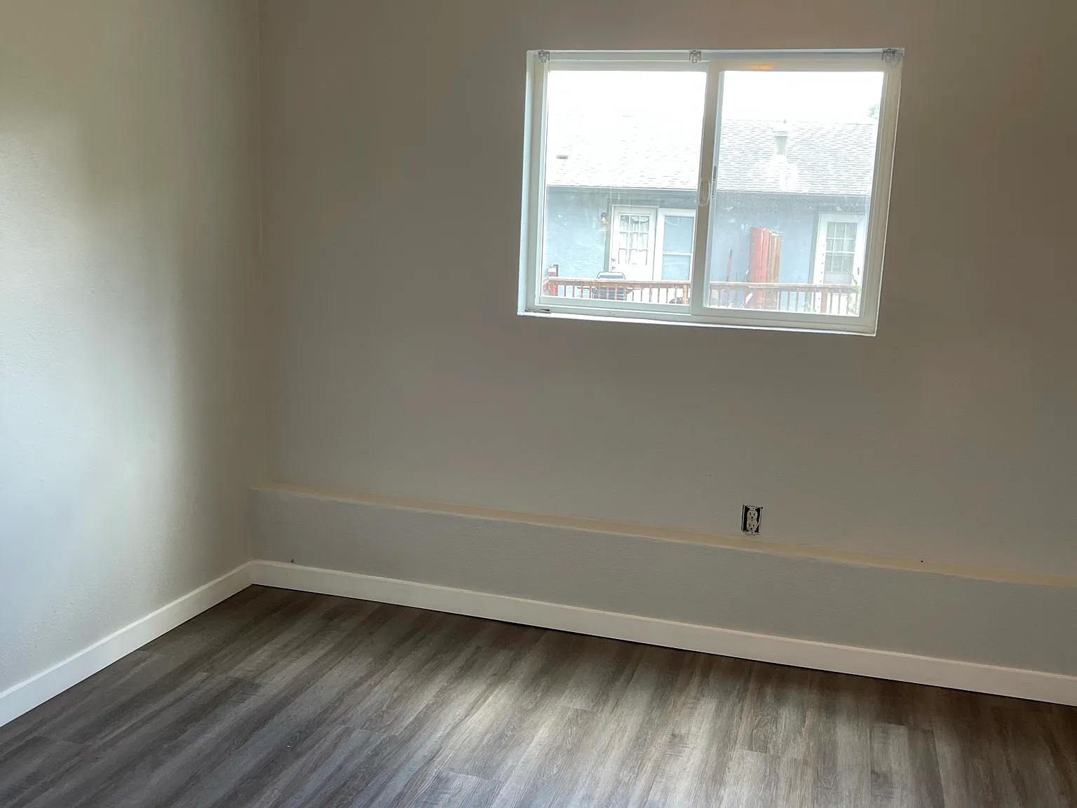 2 bed, 884 sqft, $1,061 — Photo 4
