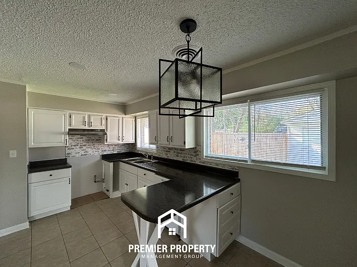 1842 Brookhaven Dr — Photo 5