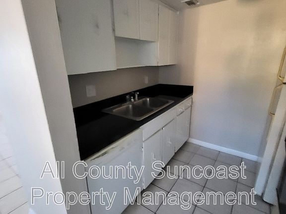 4th image of 6570 66th Ave N APT 105