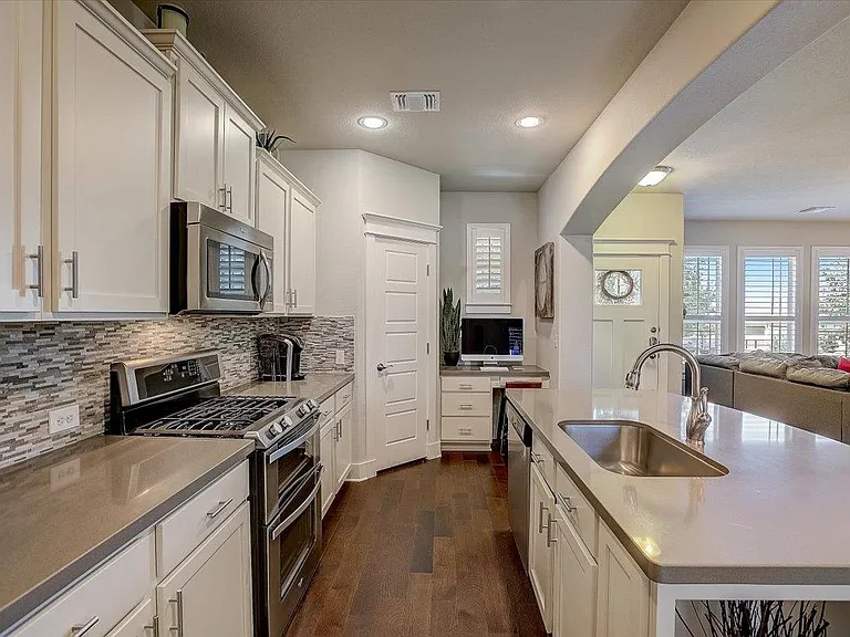 11102 Railway Ln #66 — Photo 4