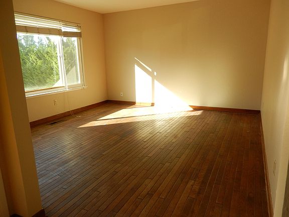 4th image of 3122 Ashley Way