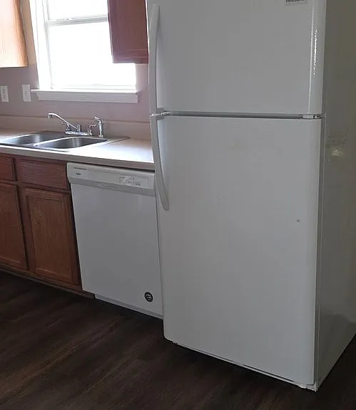3204 Hereford Ln — Photo 7