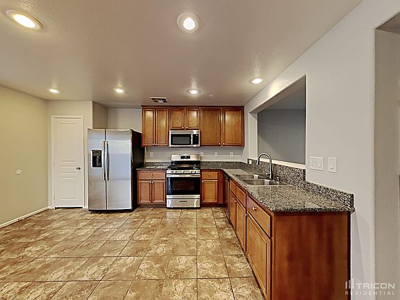 4th image of 7147 Mineral Park Ave