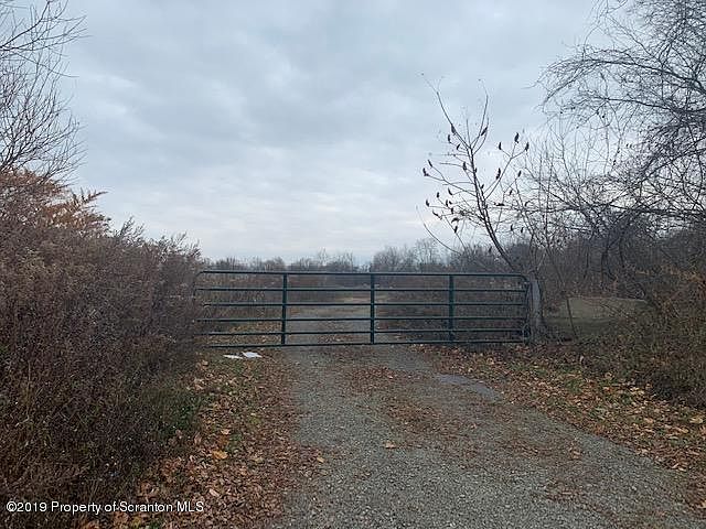 2nd image of Griffin Pond Rd