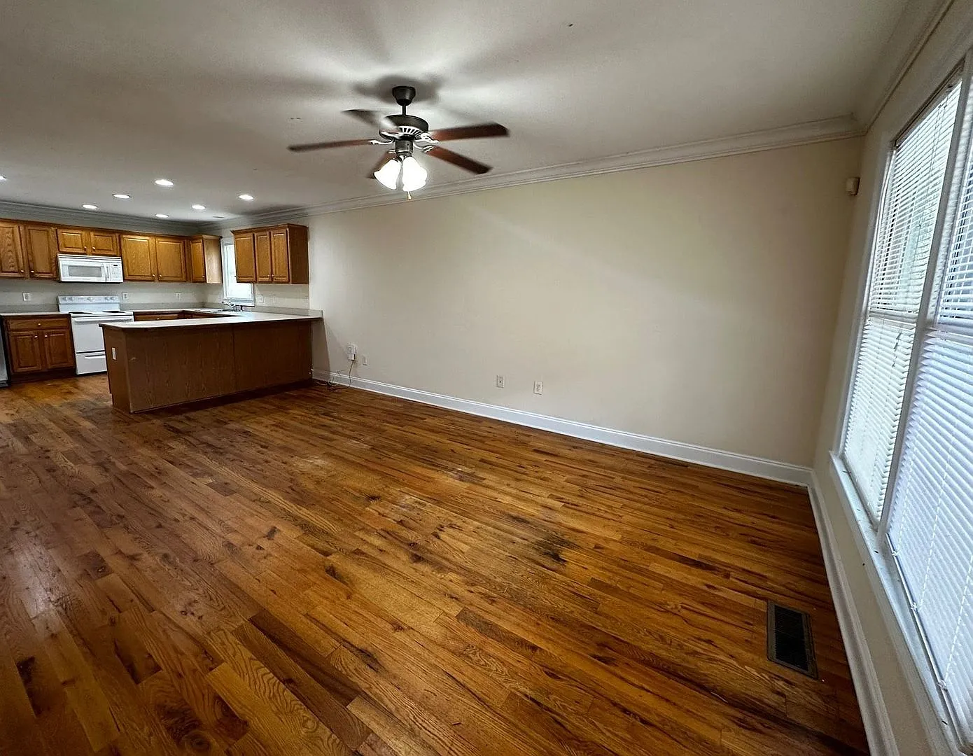 Pre-Leasing For August 6th 2027! — Photo 3