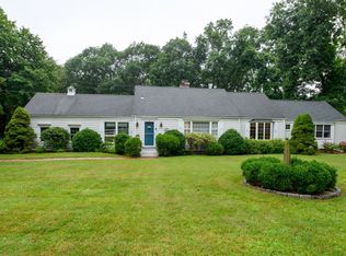 47 Meadow Wood Rd, Branford, CT 06405