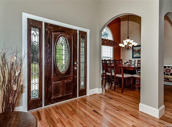 3rd image of 153 Dublin Ct