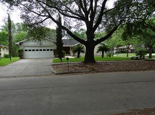 16634 Seawolf Dr, Houston, TX 77062