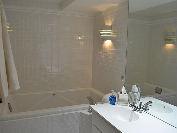 4th image of 407 Summers Dr
