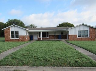402 Hill St #B, Copperas Cove, TX 76522
