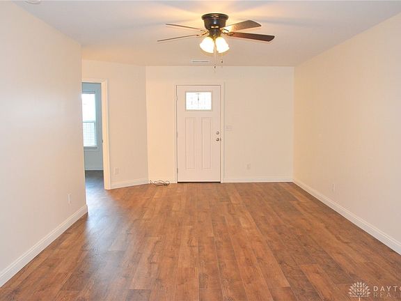 3rd image of 3122 Valerie Arms Dr