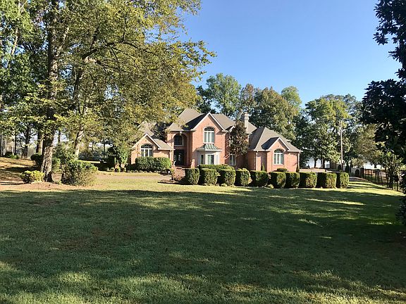 5th image of 1125 Windsor Dr