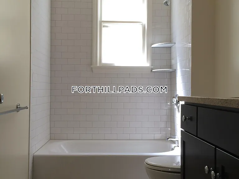 34 Juniper St #1 — Photo 26
