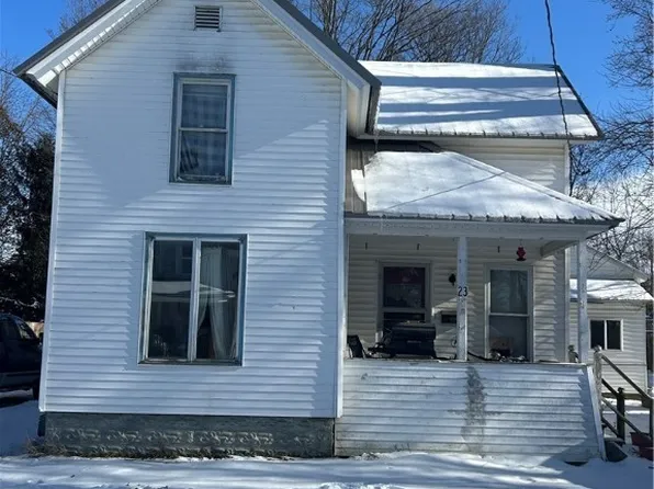 23 Church St, Franklinville, NY 14737