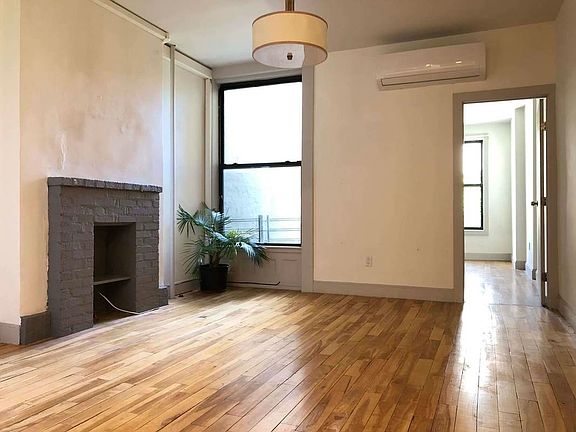 5th image of 609 Rogers Ave APT 2