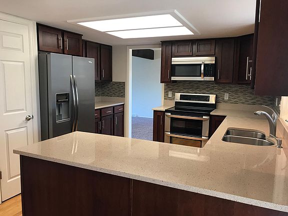Quartz countertops