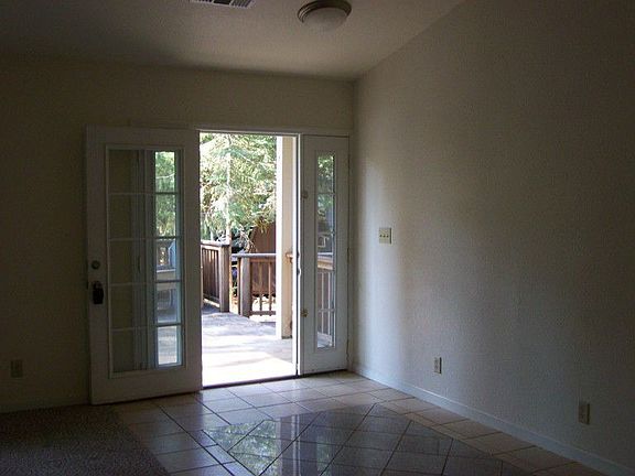 Tiled Entry at Front Door