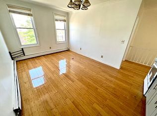 117-30 143rd St #2F, Jamaica, NY 11436