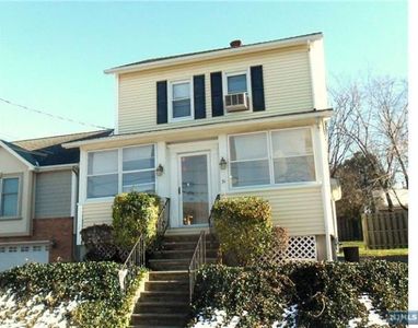 31 Gless Ave, Nutley, NJ, 07110
