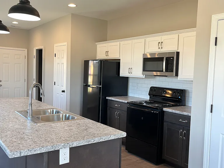 Large Kitchen with Upgraded Cabinets