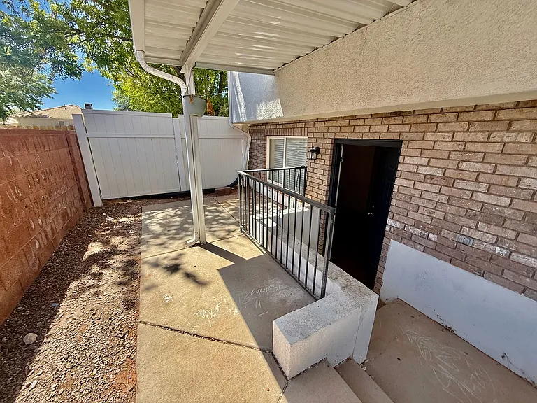 640 N 2720 E #1 — Photo 17