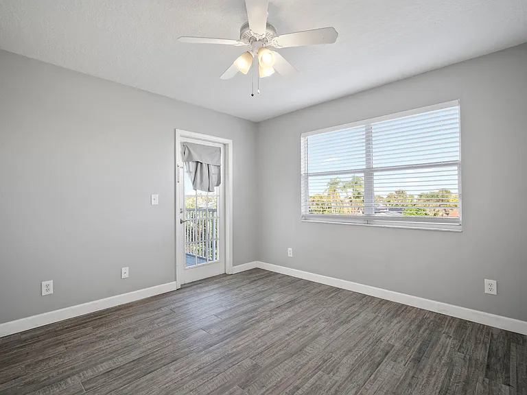 1013 Apollo Beach Blvd — Photo 6