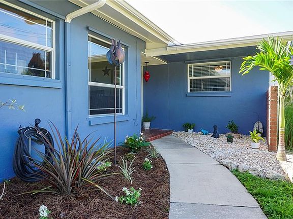 2nd image of 761 Cortez Ave