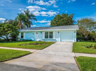 1154 Abbey Cir NE, Palm Bay, FL 32905