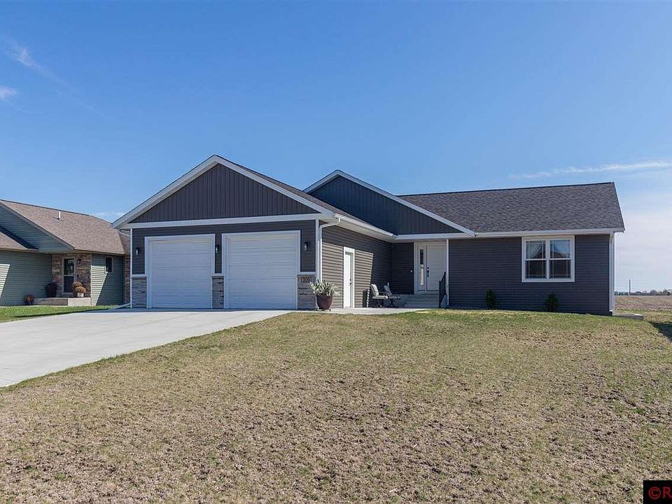 1st image of 209 Wickfield Dr