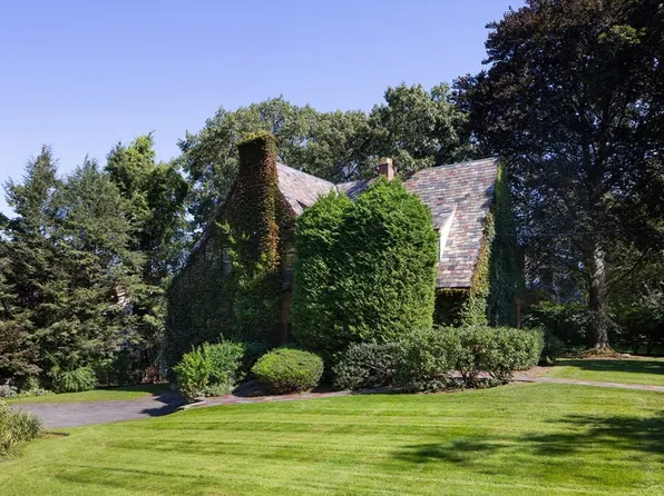 42 Sheffield Rd, Newton, MA 02460