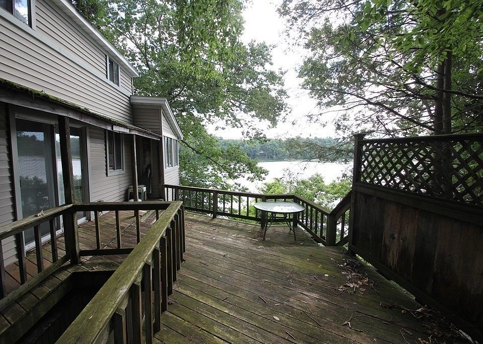 123 Pleasant St, Wenham, MA 01984 MLS 73152334 Zillow